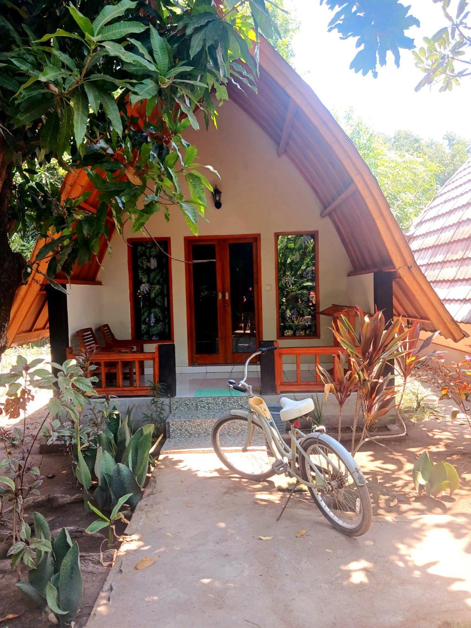 Florine'S Garden Hotel กิลิไอร์ ภายนอก รูปภาพ